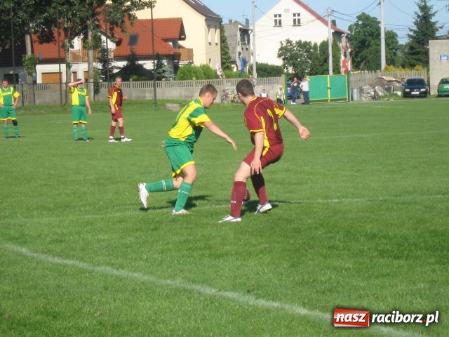 Zdjęcie w galerii na portalu naszraciborz.pl: Studzienna – Nieboczowy: mecz – nerwówka wiadomości z regionu