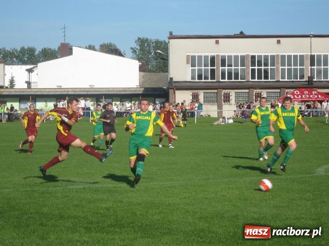 Zdjęcie w galerii na portalu naszraciborz.pl: Studzienna – Nieboczowy: mecz – nerwówka wiadomości z regionu