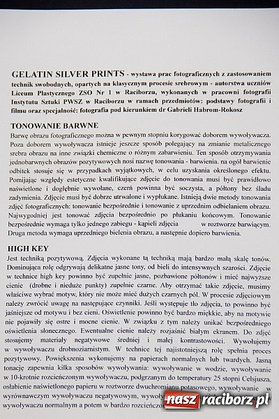 Zdjęcie w galerii na portalu naszraciborz.pl: Wernisaż prac fotograficznych w Czarnym Kocie wiadomości z regionu