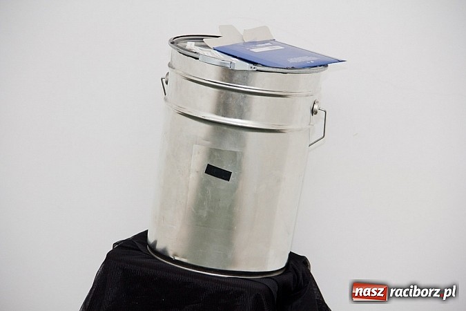 Zdjęcie w galerii na portalu naszraciborz.pl: Wernisaż prac fotograficznych w Czarnym Kocie wiadomości z regionu