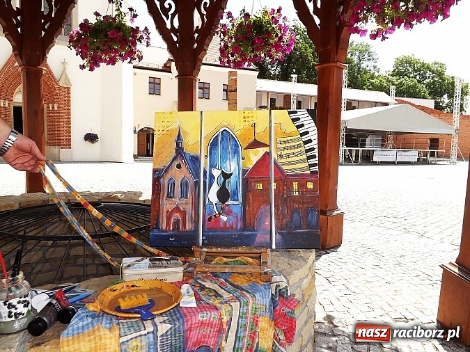 Zdjęcie w galerii na portalu naszraciborz.pl: Na zamku trwa plener artystyczny wiadomości z regionu