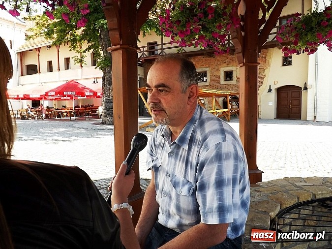 Zdjęcie w galerii na portalu naszraciborz.pl: Na zamku trwa plener artystyczny wiadomości z regionu