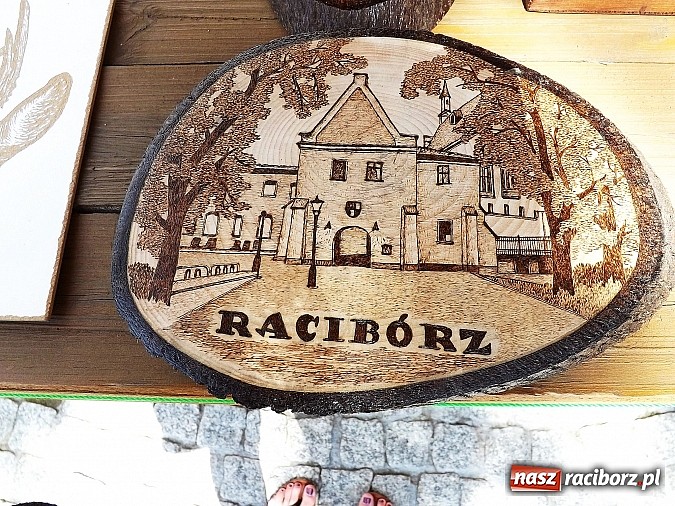 Zdjęcie w galerii na portalu naszraciborz.pl: Na zamku trwa plener artystyczny wiadomości z regionu