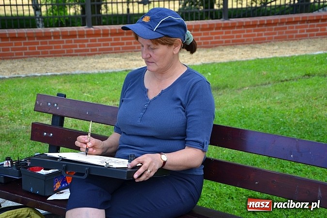 Zdjęcie w galerii na portalu naszraciborz.pl: Na zamku trwa plener artystyczny wiadomości z regionu