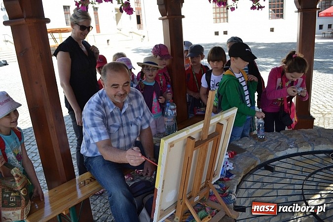 Zdjęcie w galerii na portalu naszraciborz.pl: Na zamku trwa plener artystyczny wiadomości z regionu