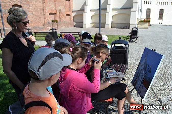 Zdjęcie w galerii na portalu naszraciborz.pl: Na zamku trwa plener artystyczny wiadomości z regionu