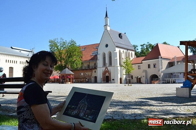 Zdjęcie w galerii na portalu naszraciborz.pl: Na zamku trwa plener artystyczny wiadomości z regionu