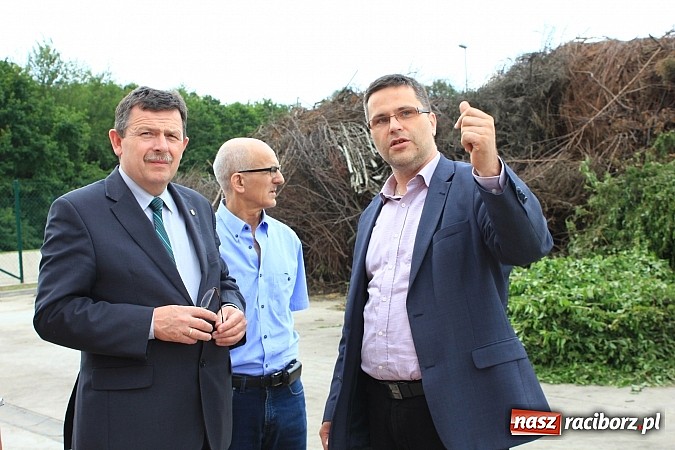 Zdjęcie w galerii na portalu naszraciborz.pl: Wesele na składowisku odpad&oacute;w? Czemu nie! wiadomości z regionu