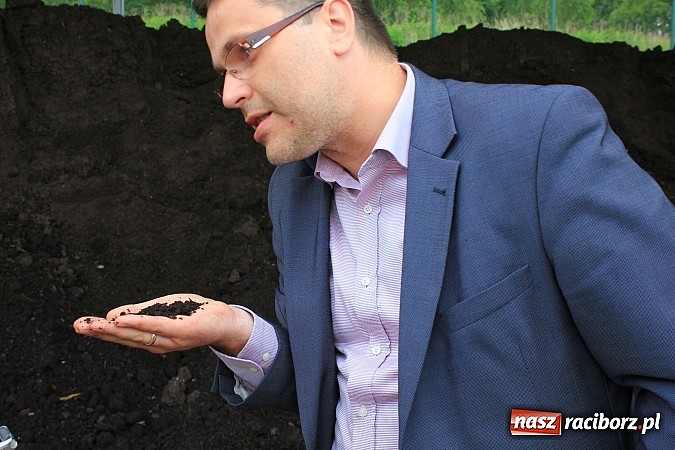 Zdjęcie w galerii na portalu naszraciborz.pl: Wesele na składowisku odpad&oacute;w? Czemu nie! wiadomości z regionu