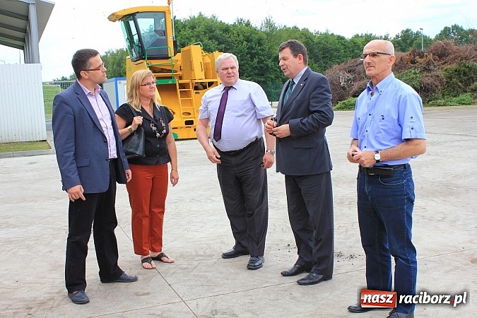 Zdjęcie w galerii na portalu naszraciborz.pl: Wesele na składowisku odpad&oacute;w? Czemu nie! wiadomości z regionu