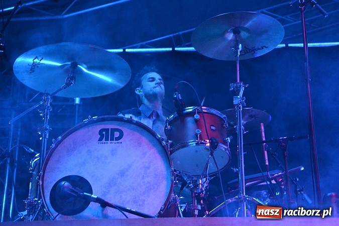 Zdjęcie w galerii na portalu naszraciborz.pl: Zamek przeszedł rockowy chrzest. Mocne nocne show No Longer Music wiadomości z regionu