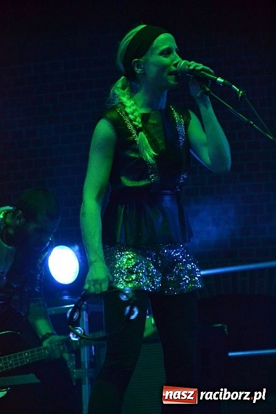 Zdjęcie w galerii na portalu naszraciborz.pl: Zamek przeszedł rockowy chrzest. Mocne nocne show No Longer Music wiadomości z regionu