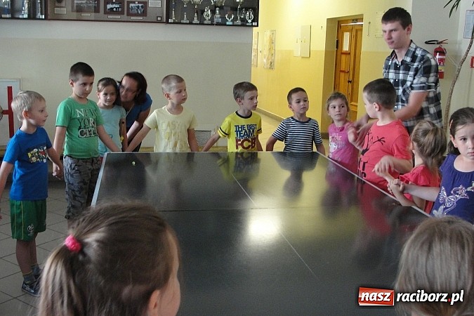 Zdjęcie w galerii na portalu naszraciborz.pl: Przedszkolaki na dniu sportu w Mechaniku  wiadomości z regionu