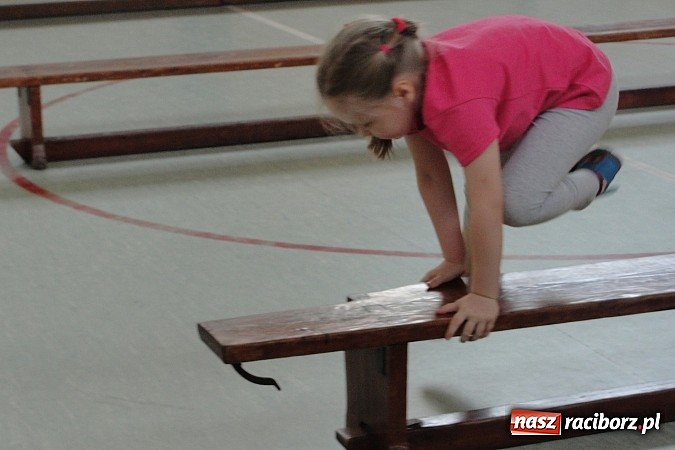 Zdjęcie w galerii na portalu naszraciborz.pl: Przedszkolaki na dniu sportu w Mechaniku  wiadomości z regionu