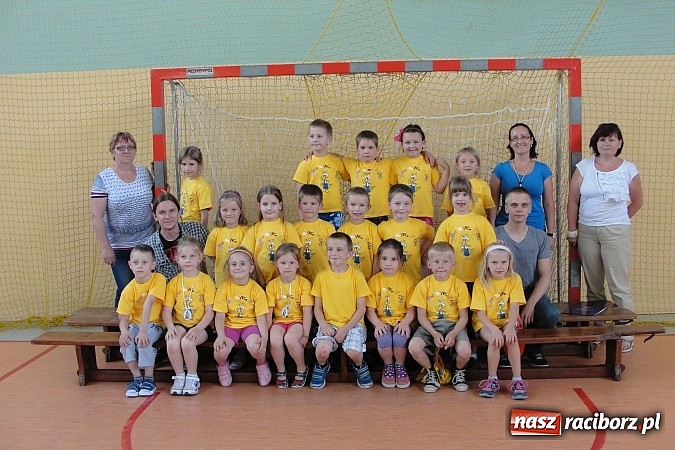 Zdjęcie w galerii na portalu naszraciborz.pl: Przedszkolaki na dniu sportu w Mechaniku  wiadomości z regionu