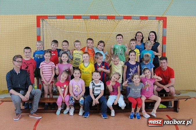 Zdjęcie w galerii na portalu naszraciborz.pl: Przedszkolaki na dniu sportu w Mechaniku  wiadomości z regionu