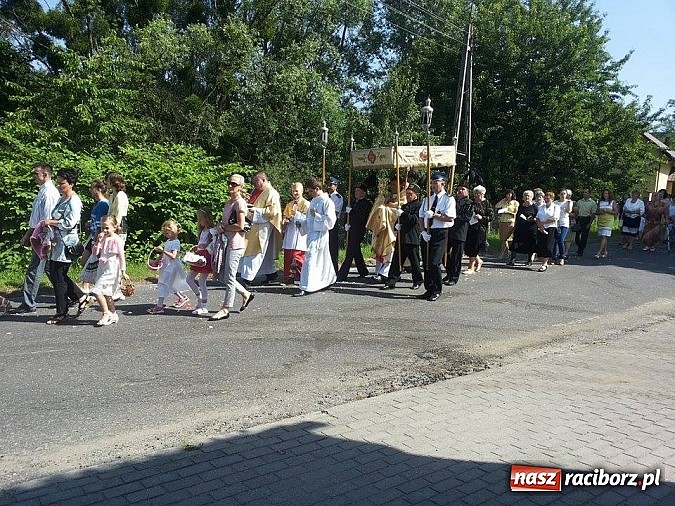 Zdjęcie w galerii na portalu naszraciborz.pl: Boże Ciało we wioskach powiatu raciborskiego wiadomości z regionu