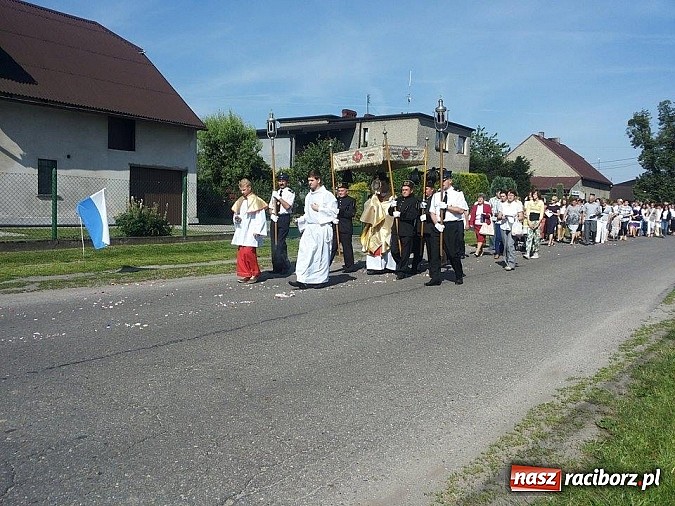 Zdjęcie w galerii na portalu naszraciborz.pl: Boże Ciało we wioskach powiatu raciborskiego wiadomości z regionu
