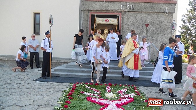 Zdjęcie w galerii na portalu naszraciborz.pl: Boże Ciało we wioskach powiatu raciborskiego wiadomości z regionu