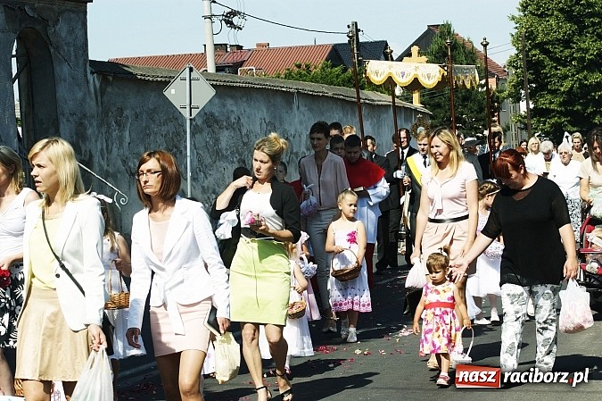 Zdjęcie w galerii na portalu naszraciborz.pl: Boże Ciało we wioskach powiatu raciborskiego wiadomości z regionu
