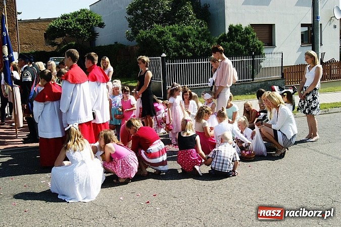 Zdjęcie w galerii na portalu naszraciborz.pl: Boże Ciało we wioskach powiatu raciborskiego wiadomości z regionu