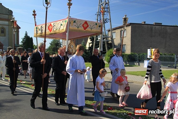 Zdjęcie w galerii na portalu naszraciborz.pl: Boże Ciało we wioskach powiatu raciborskiego wiadomości z regionu