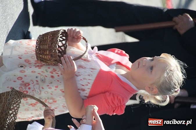 Zdjęcie w galerii na portalu naszraciborz.pl: Boże Ciało we wioskach powiatu raciborskiego wiadomości z regionu