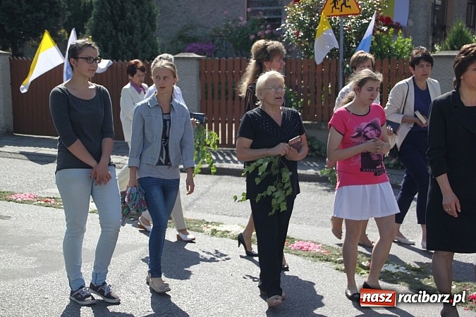 Zdjęcie w galerii na portalu naszraciborz.pl: Boże Ciało we wioskach powiatu raciborskiego wiadomości z regionu