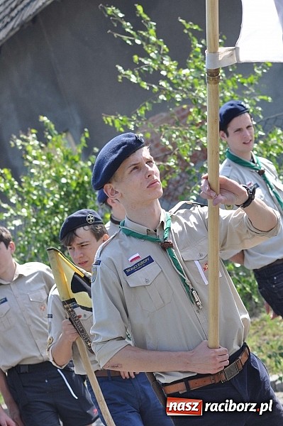 Zdjęcie w galerii na portalu naszraciborz.pl: Boże Ciało w Brzeziu nad Odrą - do czterech odnowionych kaplic wiadomości z regionu