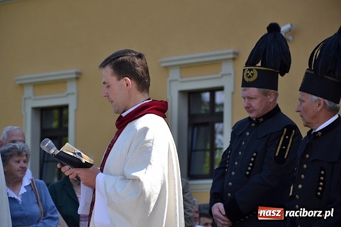 Zdjęcie w galerii na portalu naszraciborz.pl: Zabierzcie Jezusa ze sobą do domu! Procesja Bożego Ciała w Rudach  wiadomości z regionu