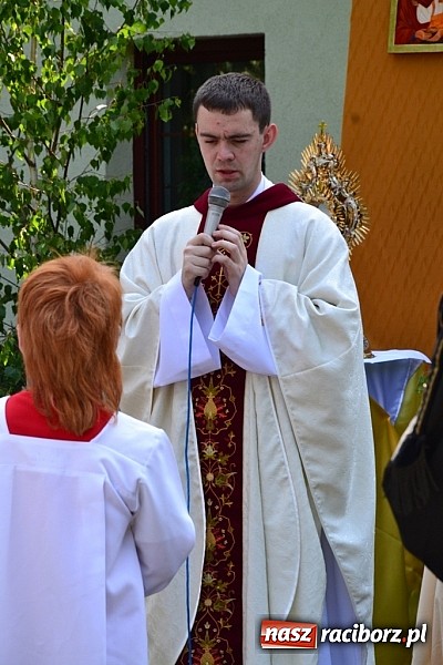 Zdjęcie w galerii na portalu naszraciborz.pl: Zabierzcie Jezusa ze sobą do domu! Procesja Bożego Ciała w Rudach  wiadomości z regionu