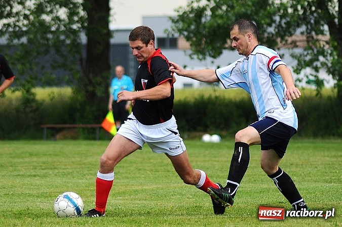 Zdjęcie w galerii na portalu naszraciborz.pl: B klasa: Trzy punkty zostały w Bieńkowicach wiadomości z regionu