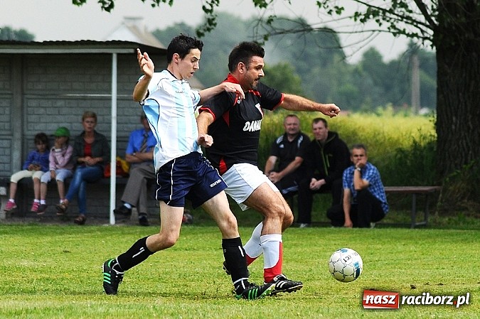 Zdjęcie w galerii na portalu naszraciborz.pl: B klasa: Trzy punkty zostały w Bieńkowicach wiadomości z regionu