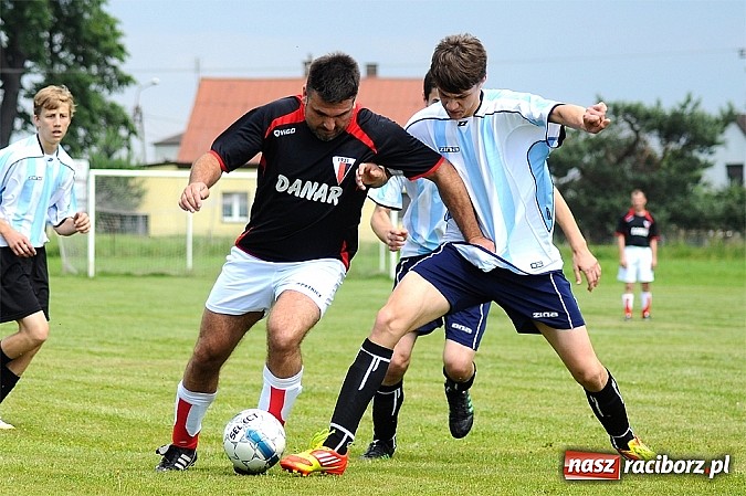 Zdjęcie w galerii na portalu naszraciborz.pl: B klasa: Trzy punkty zostały w Bieńkowicach wiadomości z regionu