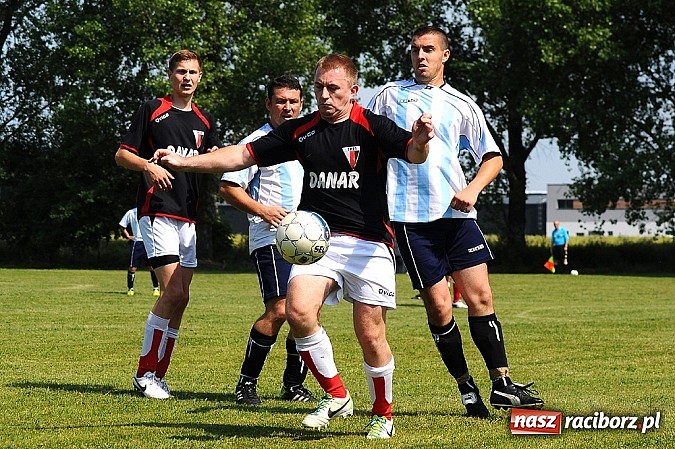 Zdjęcie w galerii na portalu naszraciborz.pl: B klasa: Trzy punkty zostały w Bieńkowicach wiadomości z regionu