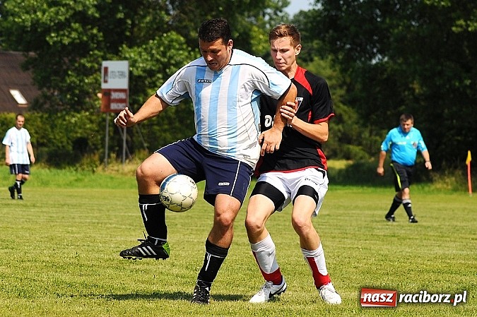 Zdjęcie w galerii na portalu naszraciborz.pl: B klasa: Trzy punkty zostały w Bieńkowicach wiadomości z regionu