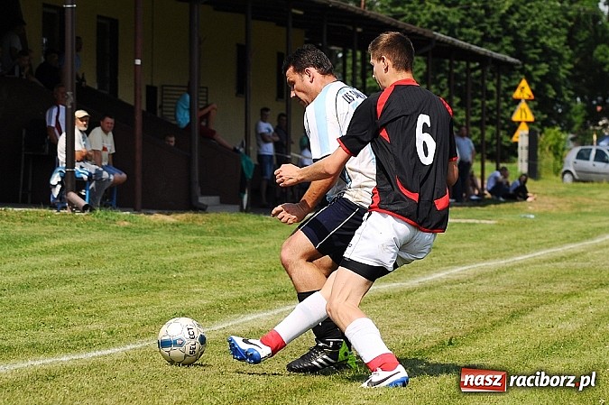 Zdjęcie w galerii na portalu naszraciborz.pl: B klasa: Trzy punkty zostały w Bieńkowicach wiadomości z regionu