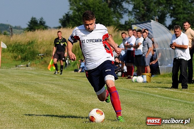 Zdjęcie w galerii na portalu naszraciborz.pl: LKS Cyprzanów pokonał Gamów wiadomości z regionu