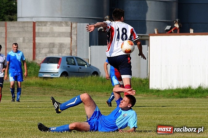 Zdjęcie w galerii na portalu naszraciborz.pl: LKS Cyprzanów pokonał Gamów wiadomości z regionu