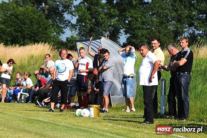 Zdjęcie w galerii na portalu naszraciborz.pl: LKS Cyprzanów pokonał Gamów wiadomości z regionu