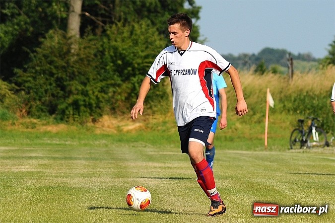 Zdjęcie w galerii na portalu naszraciborz.pl: LKS Cyprzanów pokonał Gamów wiadomości z regionu