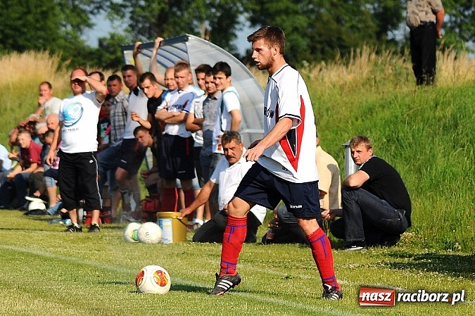 Zdjęcie w galerii na portalu naszraciborz.pl: LKS Cyprzanów pokonał Gamów wiadomości z regionu