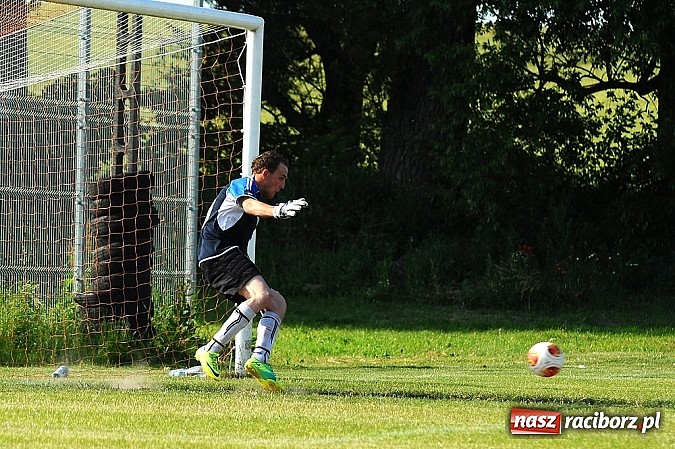 Zdjęcie w galerii na portalu naszraciborz.pl: LKS Cyprzanów pokonał Gamów wiadomości z regionu
