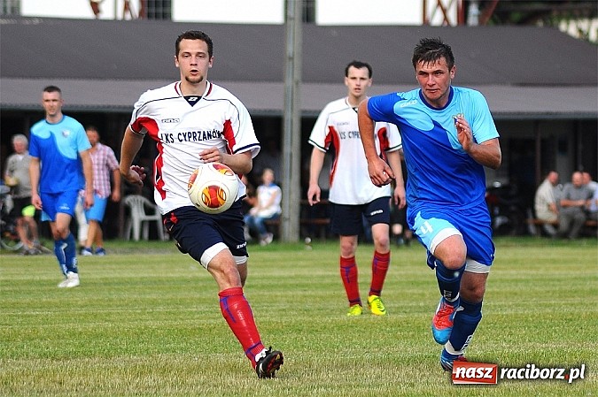 Zdjęcie w galerii na portalu naszraciborz.pl: LKS Cyprzanów pokonał Gamów wiadomości z regionu
