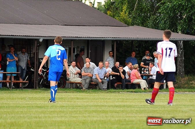 Zdjęcie w galerii na portalu naszraciborz.pl: LKS Cyprzanów pokonał Gamów wiadomości z regionu