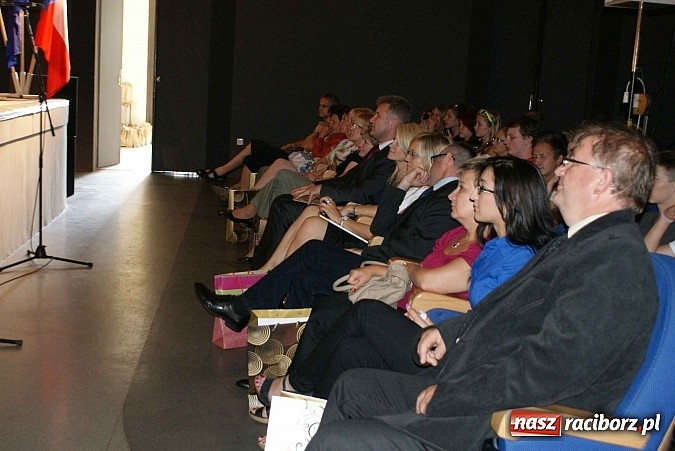 Zdjęcie w galerii na portalu naszraciborz.pl: W Gimnazjum nr 2 podsumowano unijny projekt Przez granice na sportowo wiadomości z regionu