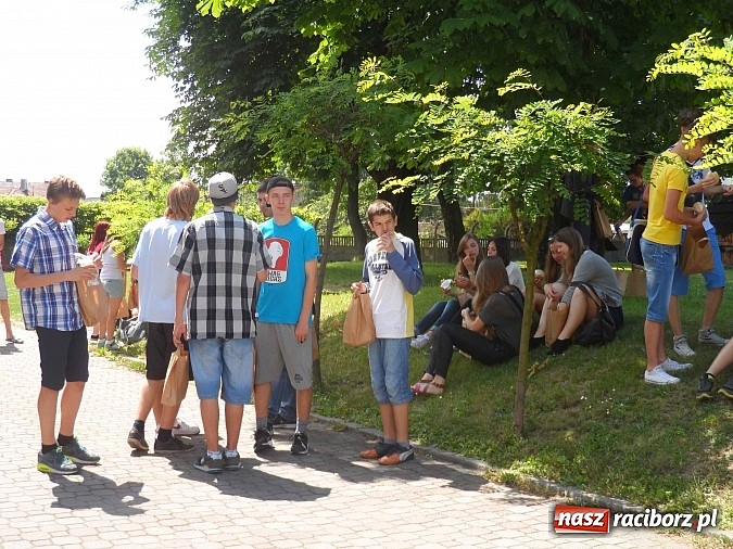 Zdjęcie w galerii na portalu naszraciborz.pl: W Gimnazjum nr 2 podsumowano unijny projekt Przez granice na sportowo wiadomości z regionu