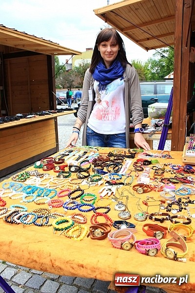 Zdjęcie w galerii na portalu naszraciborz.pl: Ruszył Jarmark św. Marcelego. Oferta pięćdziesięciu wystawców wiadomości z regionu