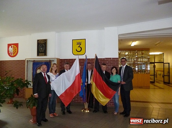 Zdjęcie w galerii na portalu naszraciborz.pl: Burmistrz Roth odwiedził raciborskie gimnazjum wiadomości z regionu
