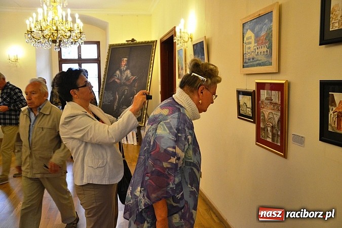 Zdjęcie w galerii na portalu naszraciborz.pl: Wernisaż podsumował plener artystyczny na zamku  wiadomości z regionu